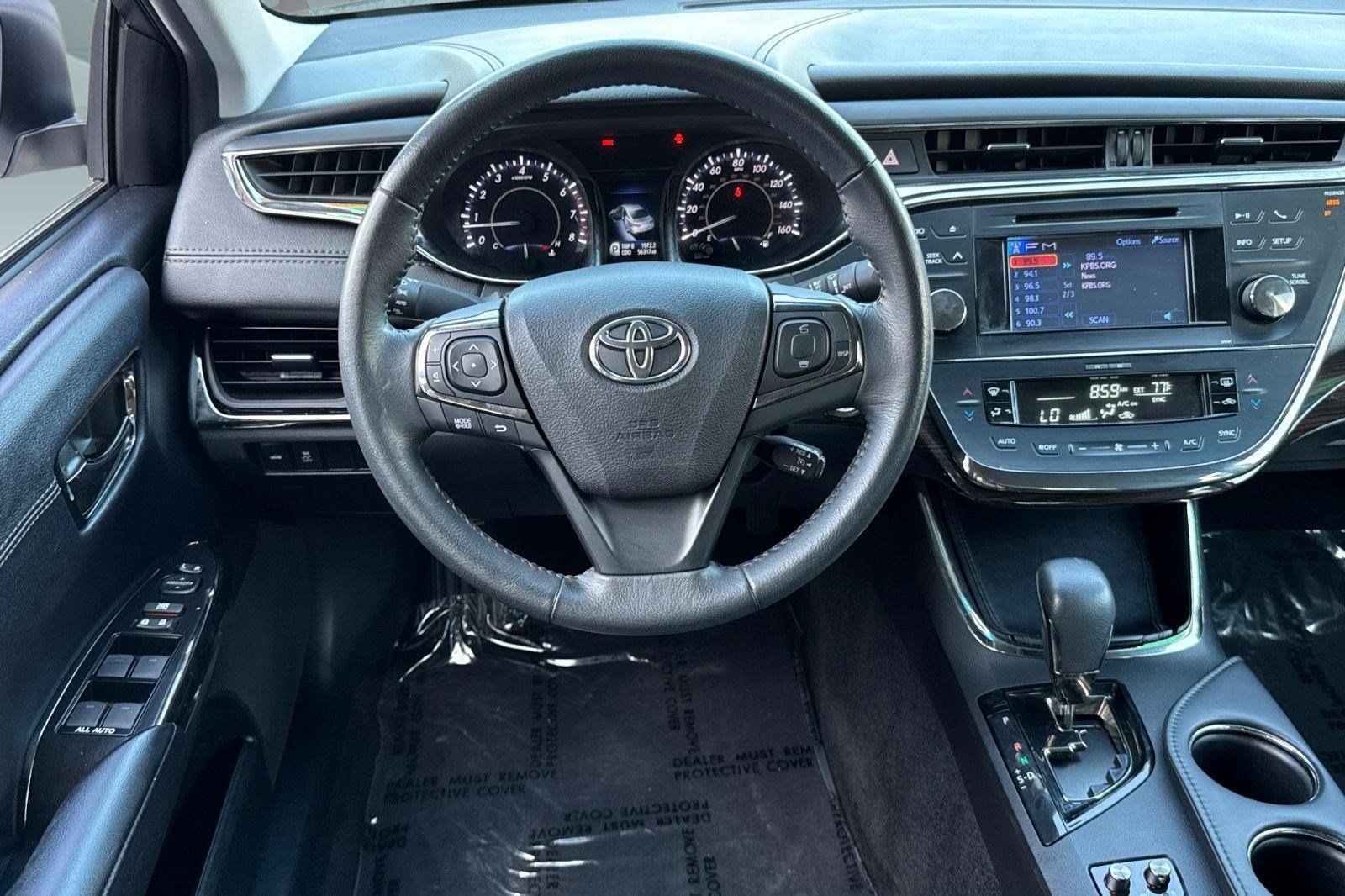 Used 2014 Toyota Avalon XLE Premium FWD image 29