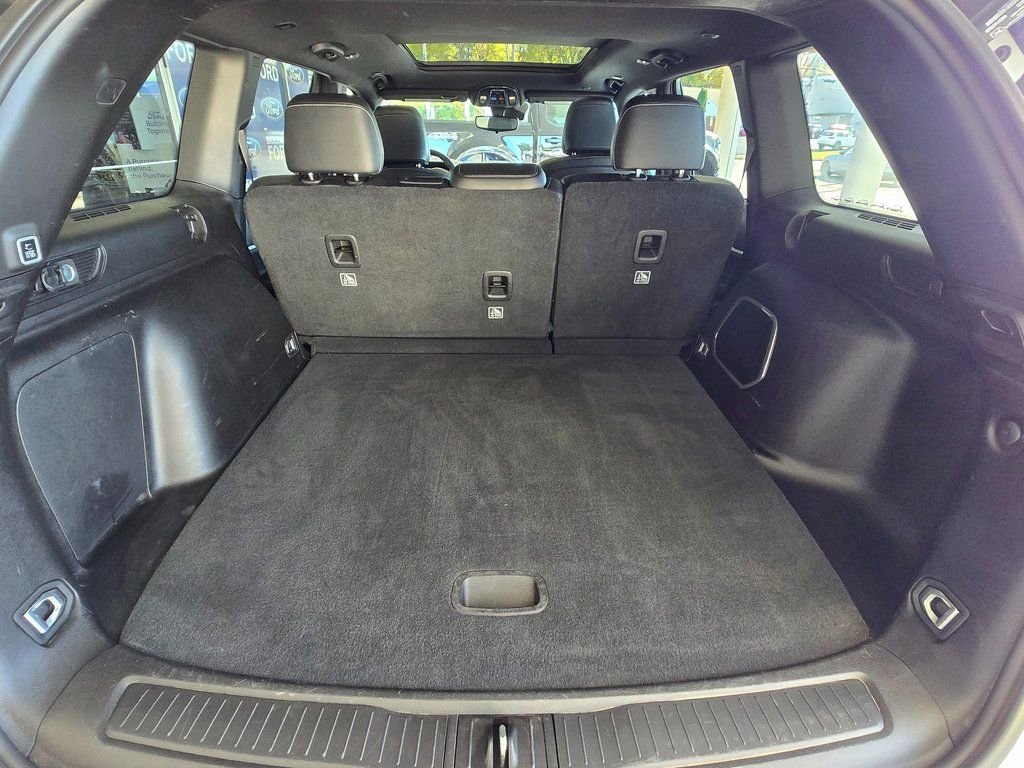 Used 2024 Jeep Grand Cherokee Limited 4xe image 8