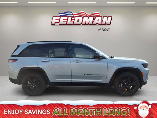 Used 2022 Jeep Grand Cherokee Altitude image 7