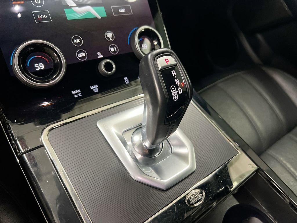 Used 2020 Land Rover Range Rover Evoque R-Dynamic S AWD/4WD image 18