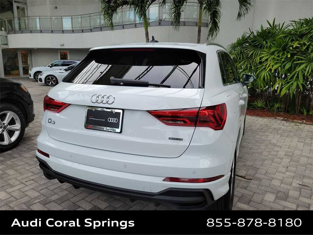 Certified 2023 Audi Q3 2.0T Premium w/ Convenience Package image 4