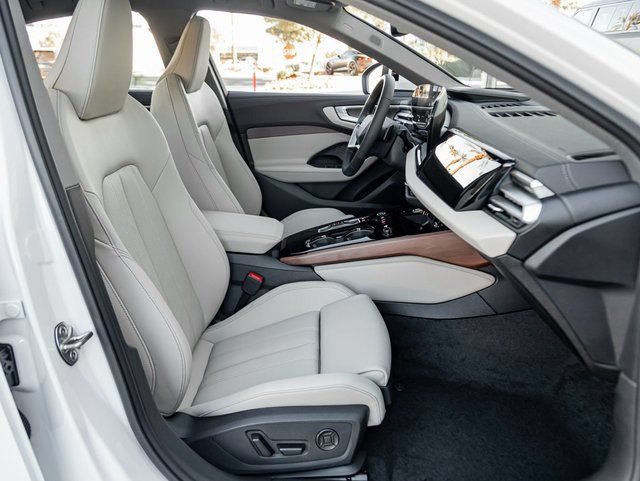 New 2025 Audi A5 2.0T Premium Plus AWD/4WD image 26