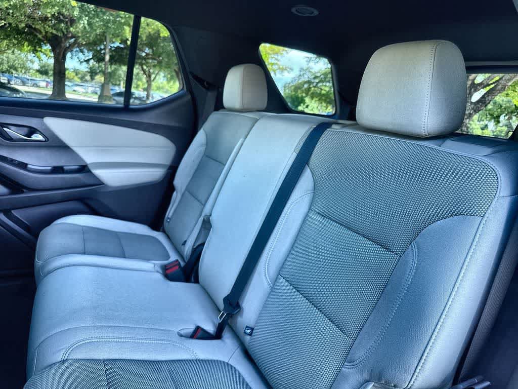 Used 2024 Chevrolet Traverse LS FWD image 22