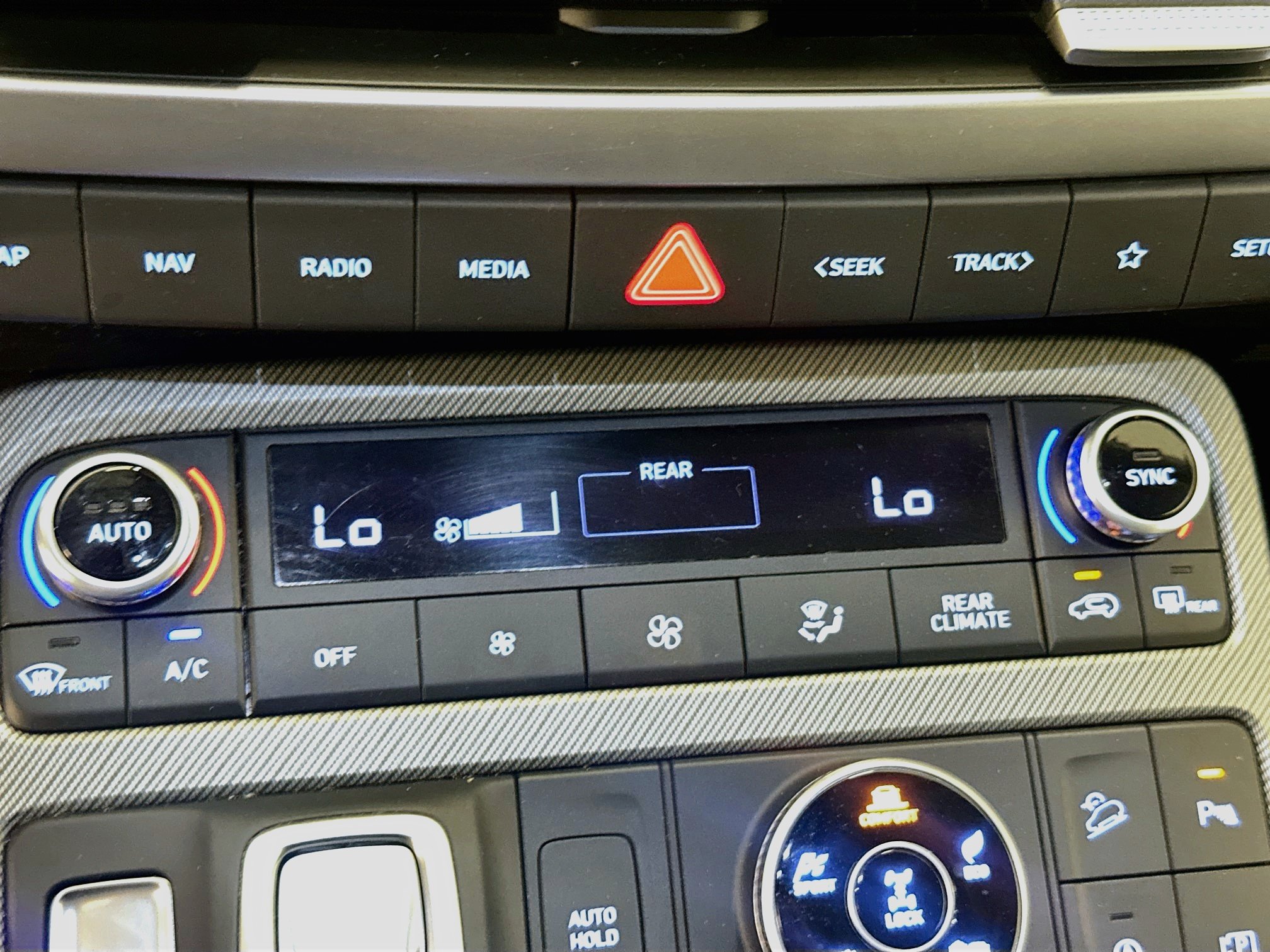 Used 2025 Hyundai Palisade SEL AWD/4WD image 24