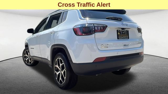 Used 2025 Jeep Compass Limited AWD/4WD image 9
