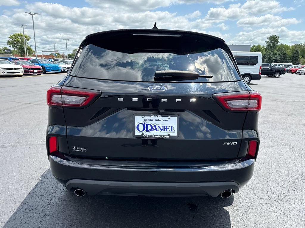 Used 2024 Ford Escape ST-Line AWD/4WD image 6