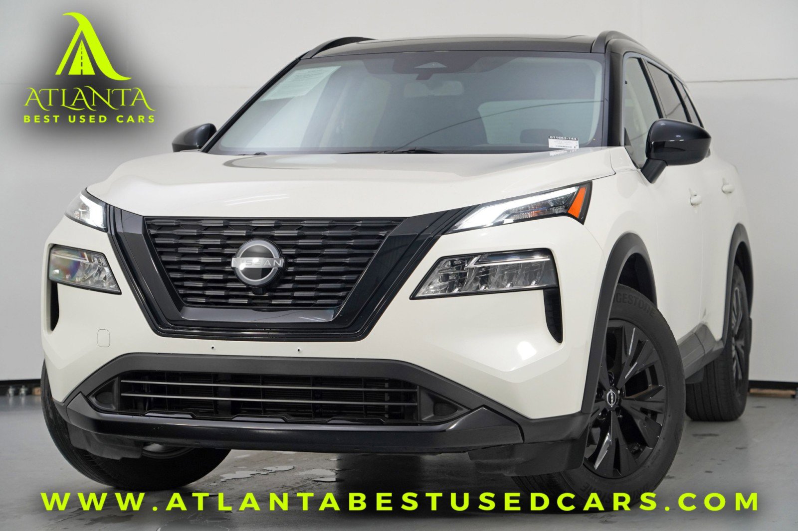 Used 2023 Nissan Rogue SV w/ SV Premium B Package FWD image 1