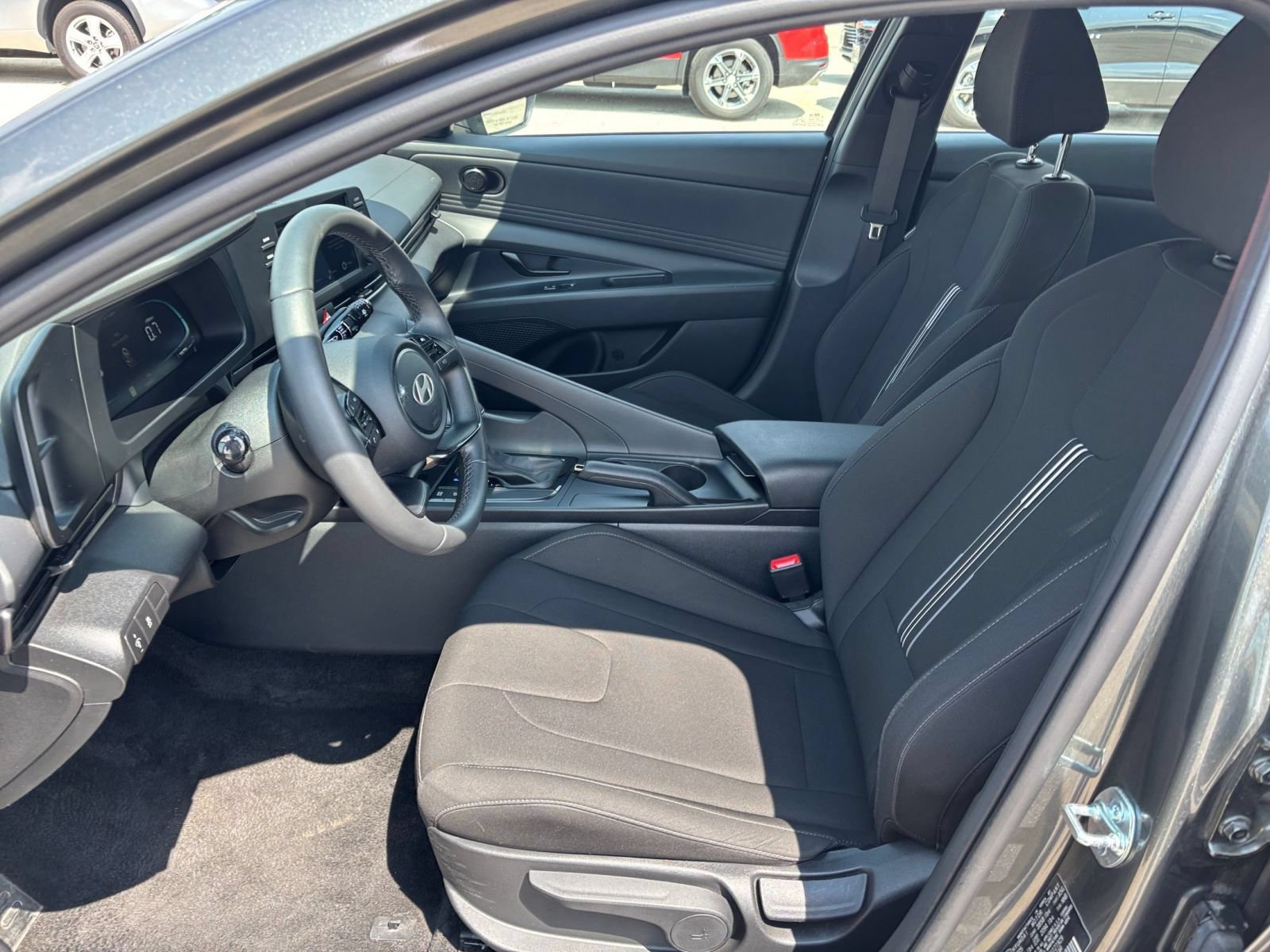 Used 2026 Hyundai Elantra Sport FWD image 25