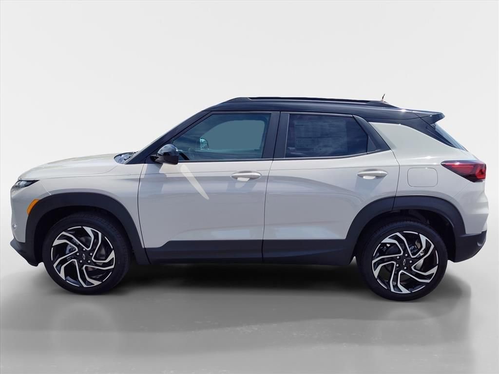 New 2026 Chevrolet TrailBlazer RS w/ Convenience Package AWD/4WD image 2