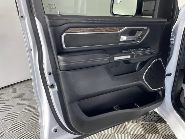 Used 2020 RAM 1500 Laramie AWD/4WD image 15