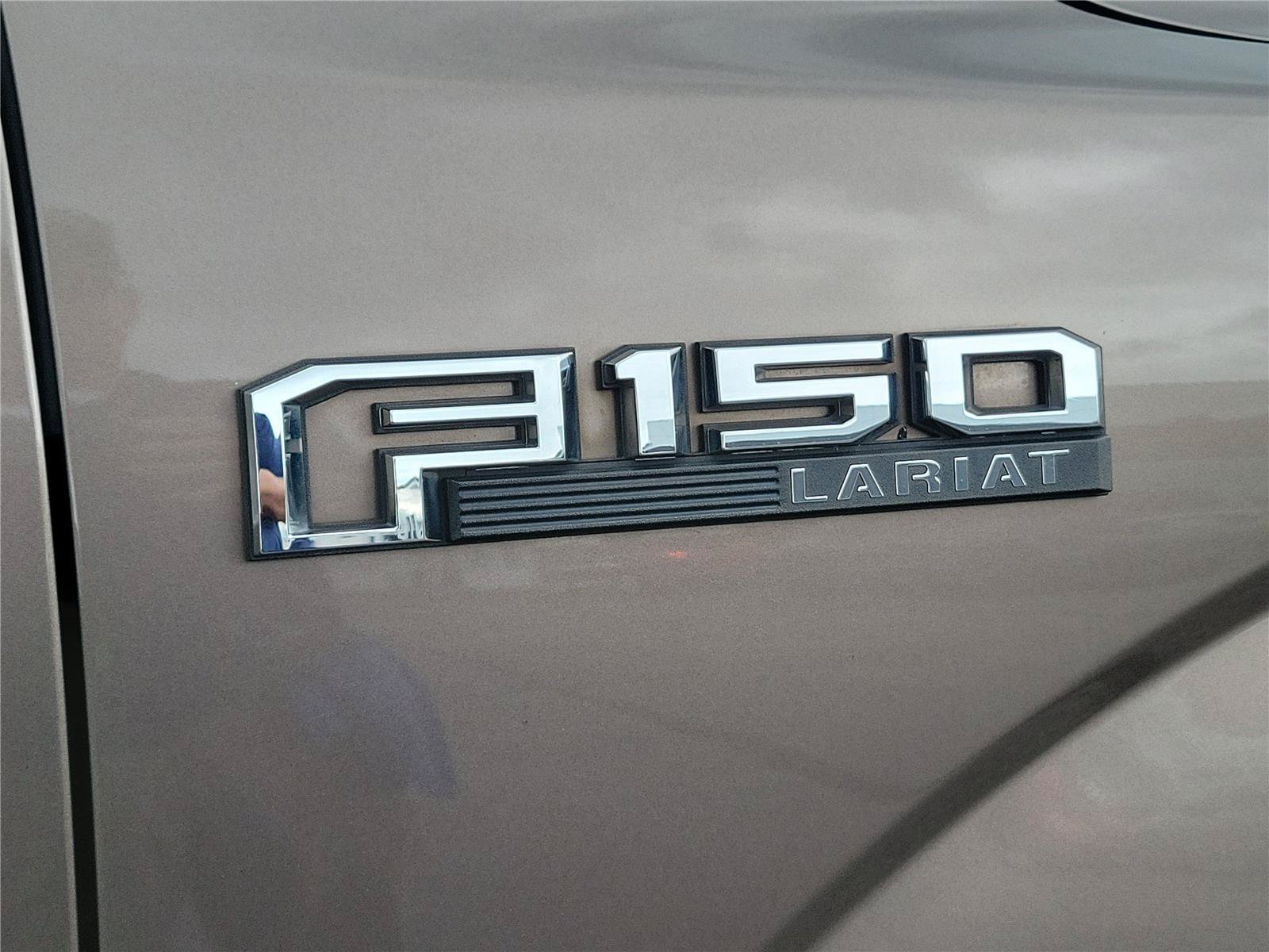 Used 2018 Ford F150 Lariat w/ Equipment Group 502A Luxury AWD/4WD image 5
