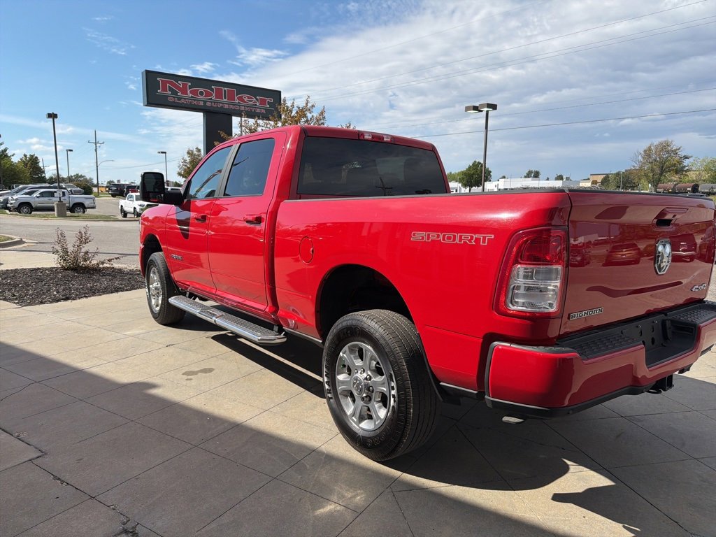 Used 2024 RAM 2500 Big Horn w/ Sport Appearance Package image 8