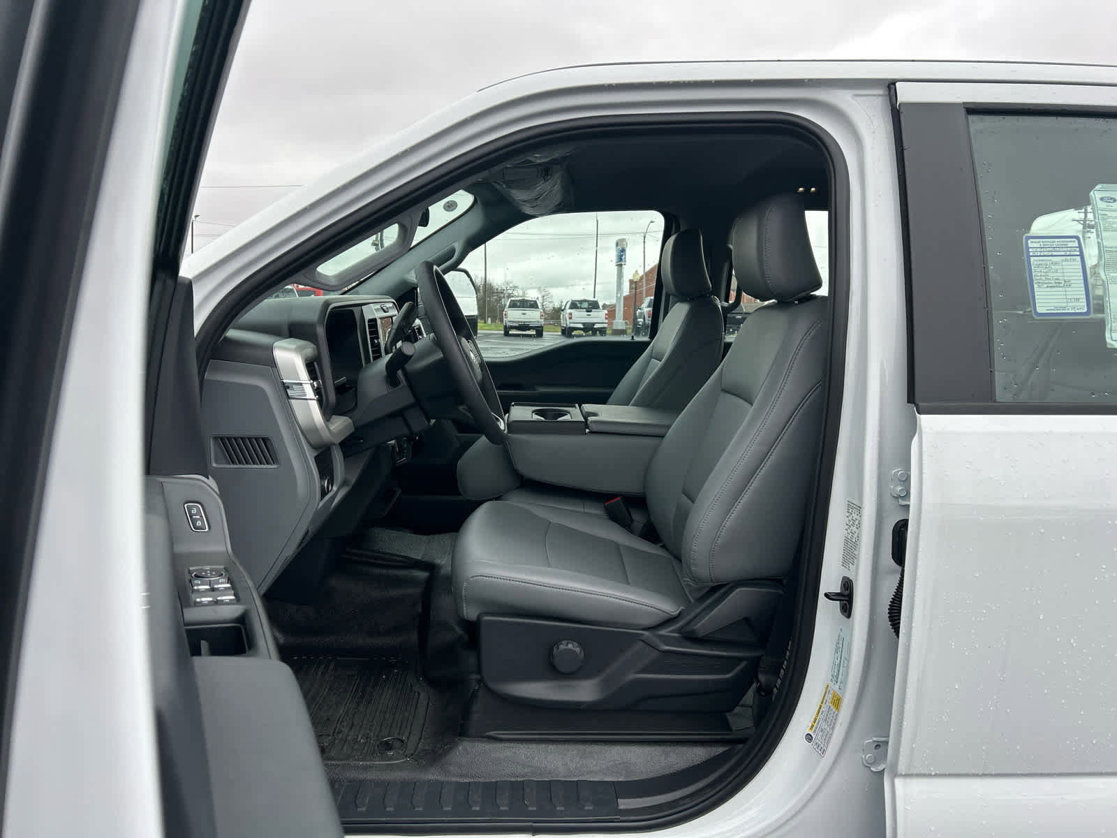 New 2026 Ford F250 XL w/ XL Chrome Package image 11