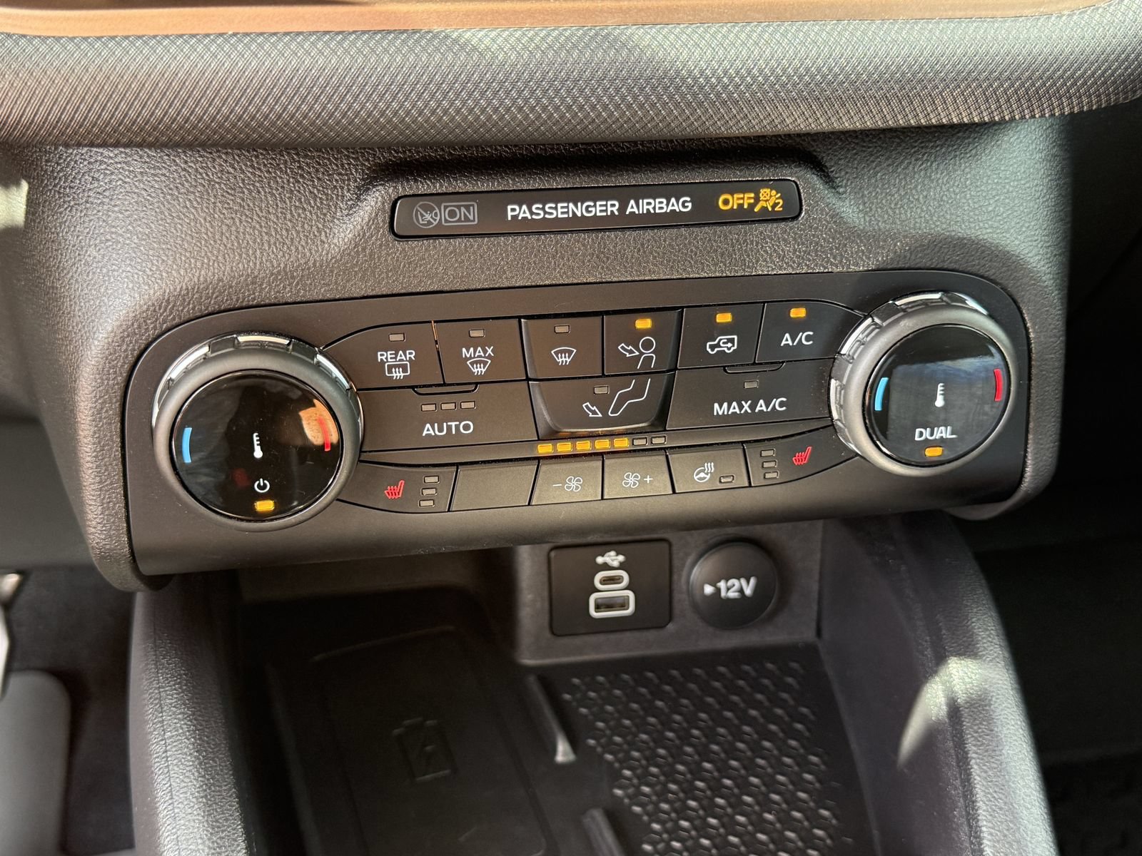 Certified 2023 Ford Bronco Sport Outer Banks w/ Tech Package AWD/4WD image 29