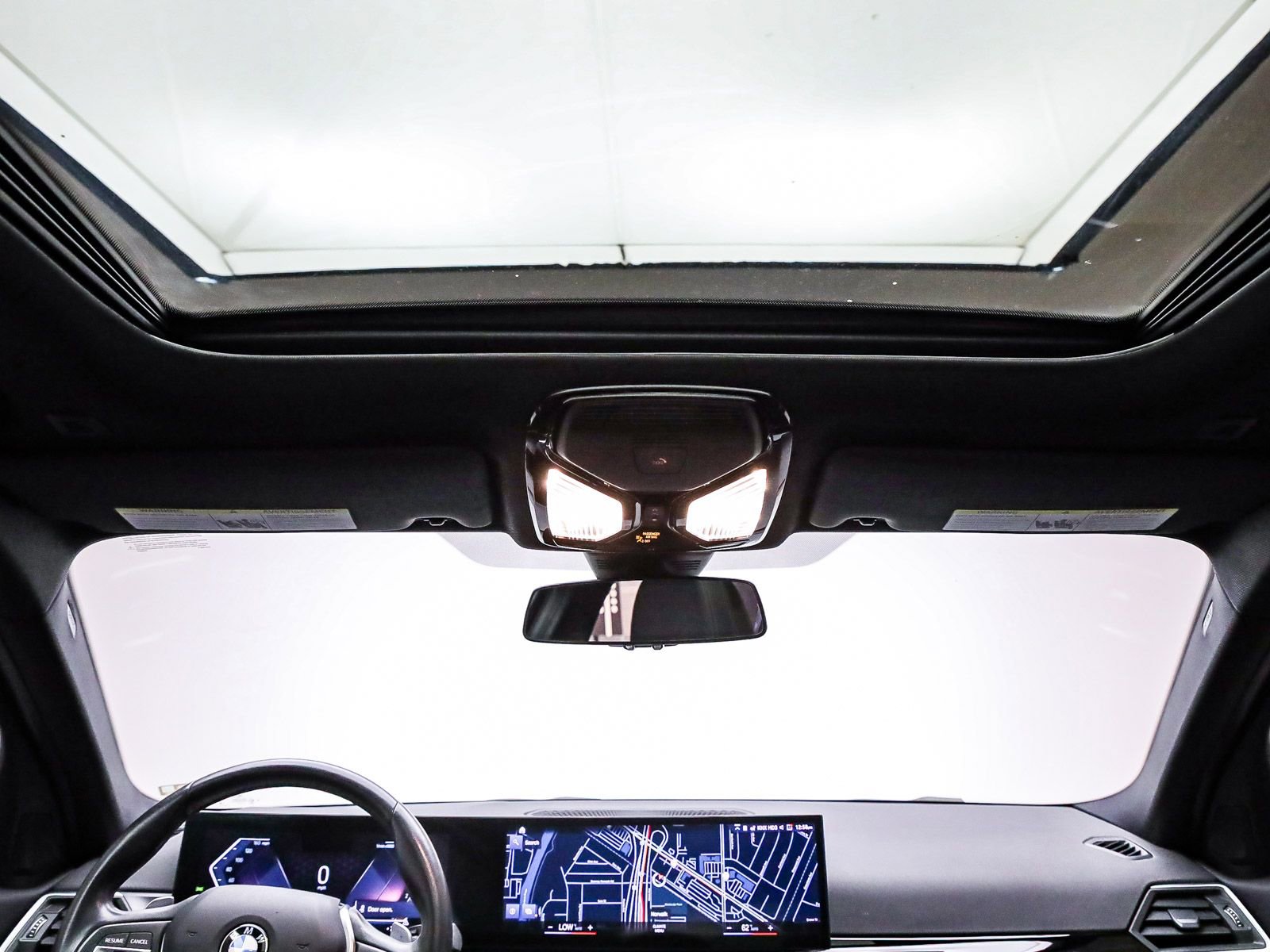 Certified 2024 BMW 330i Sedan w/ Convenience Package RWD image 17