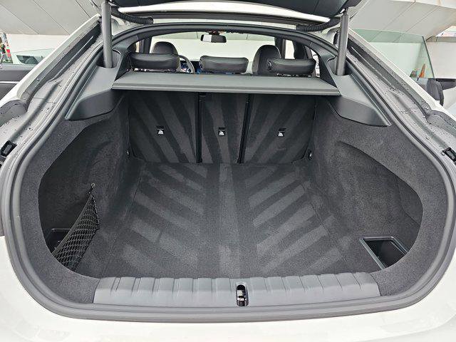 Used 2025 BMW 430i w/ Parking Assistance Package image 12