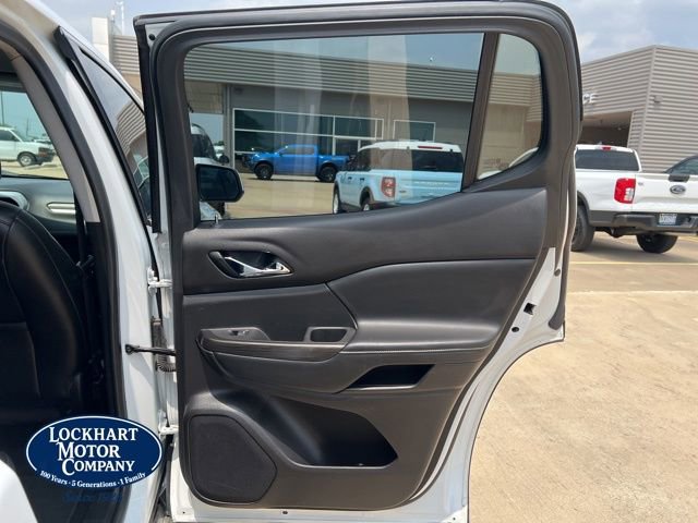 Used 2019 GMC Acadia SLT FWD image 21