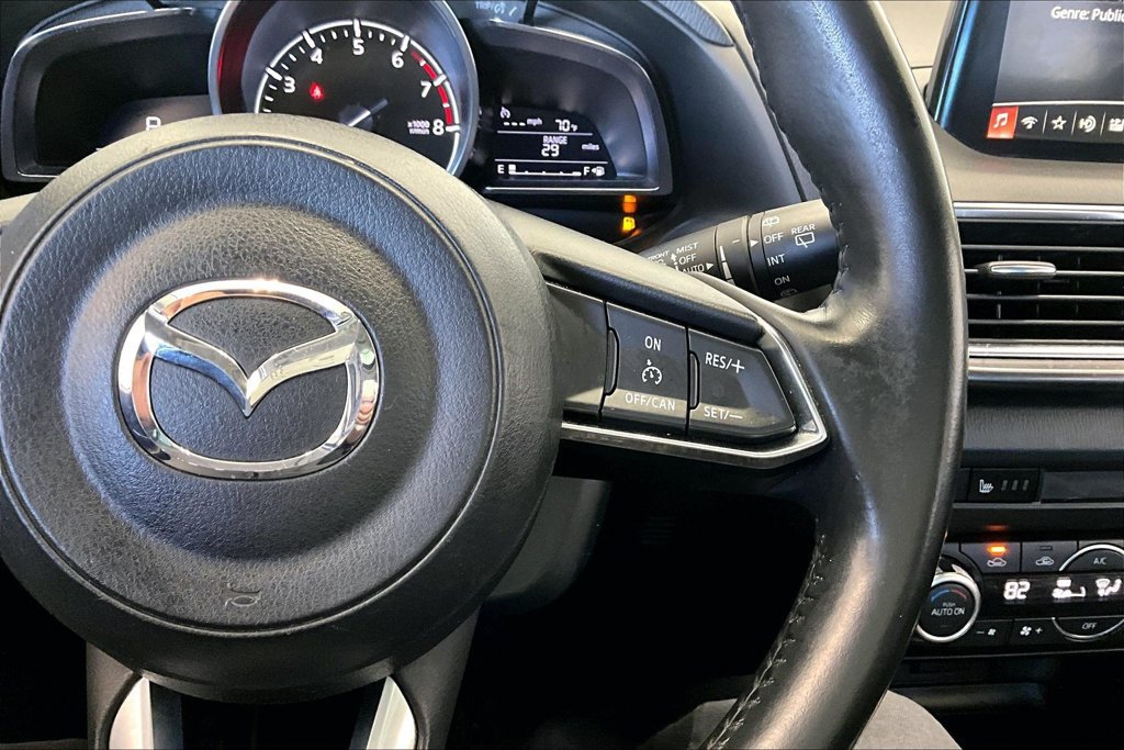 Used 2017 MAZDA MAZDA3 Grand Touring FWD image 21