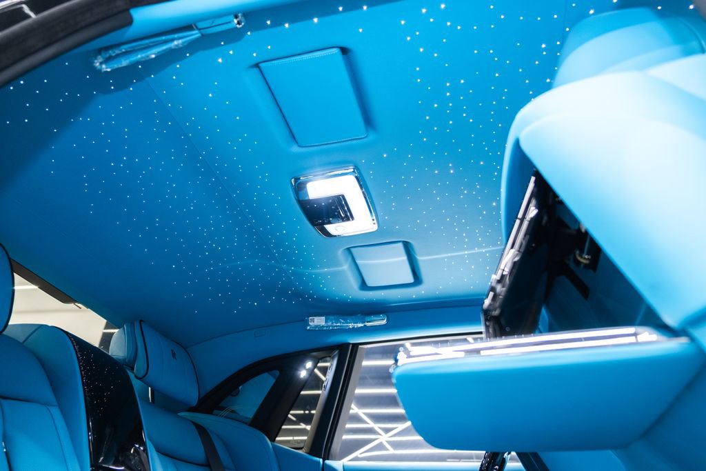 Used 2025 Rolls-Royce Phantom Sedan image 68