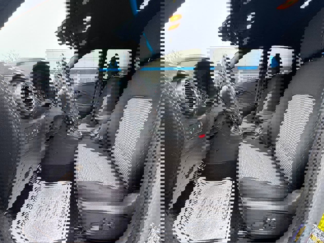 Used 2021 Hyundai Kona Night w/ Cargo Package image 10