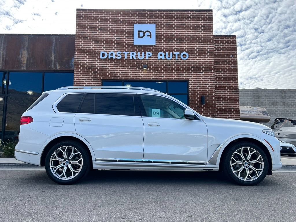 Used 2020 BMW X7 xDrive40i w/ Executive Package image 7