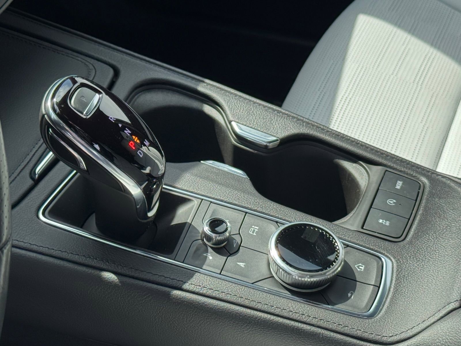 Used 2024 Cadillac XT4 Sport AWD/4WD image 24