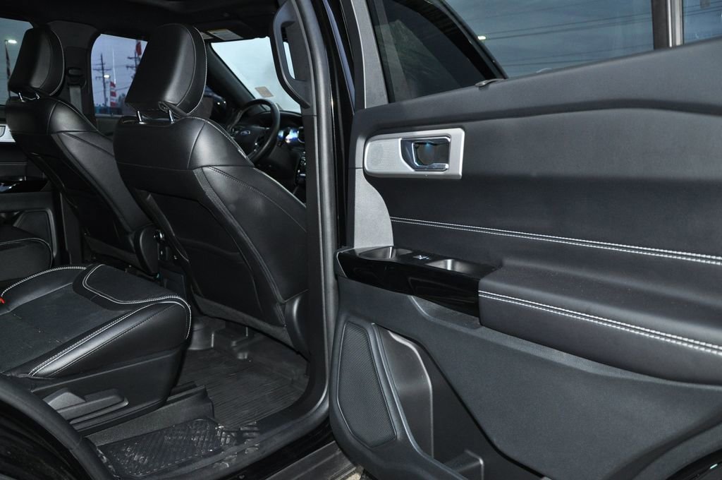 Used 2023 Ford Explorer ST w/ Equipment Group 401A image 15