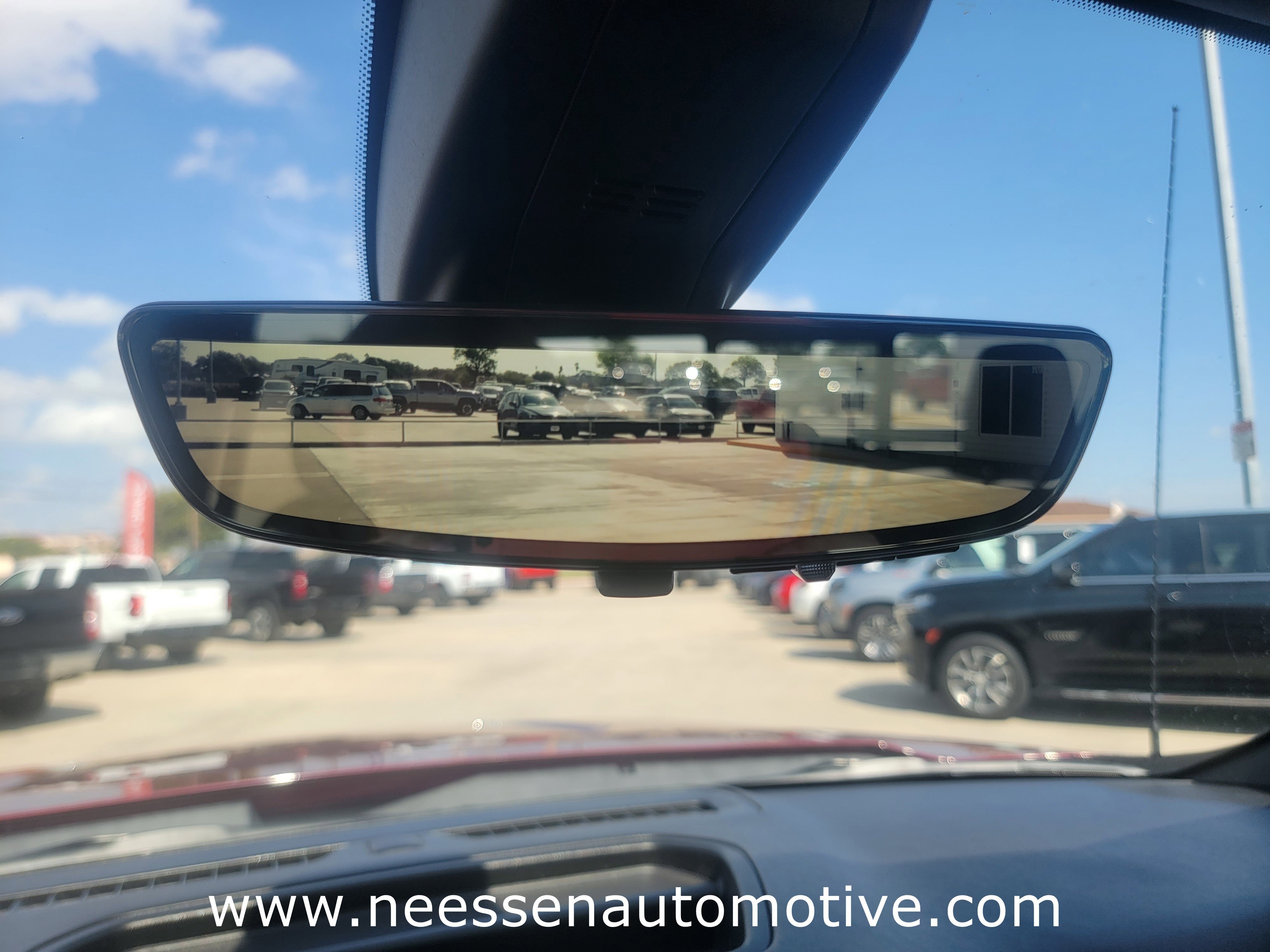 Used 2019 Chevrolet Silverado 1500 High Country w/ Technology Package image 27