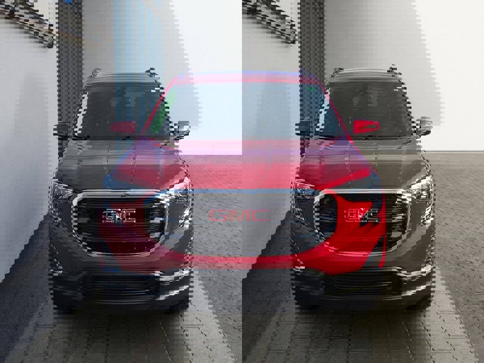 Used 2018 GMC Terrain SLE w/ Driver Convenience Package image 8