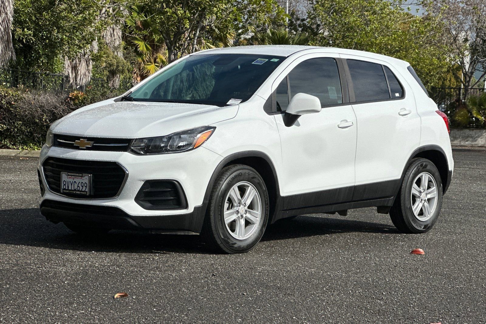 Used 2021 Chevrolet Trax LS w/ Tint and Cruise Package image 7