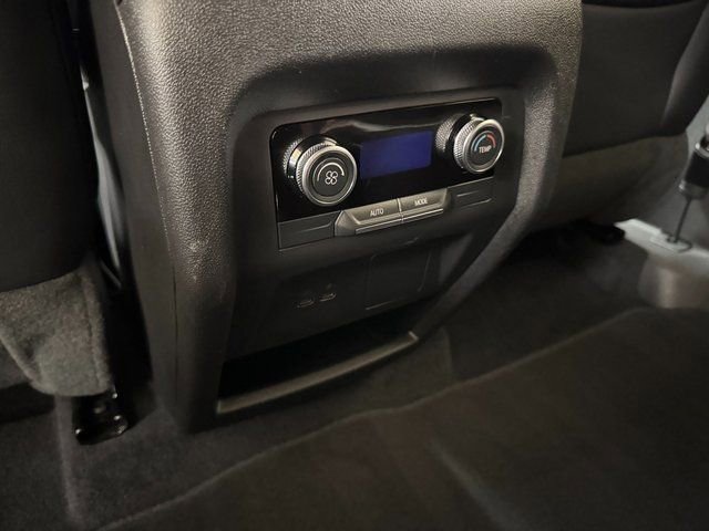 Used 2025 Buick Enclave Sport Touring FWD image 21