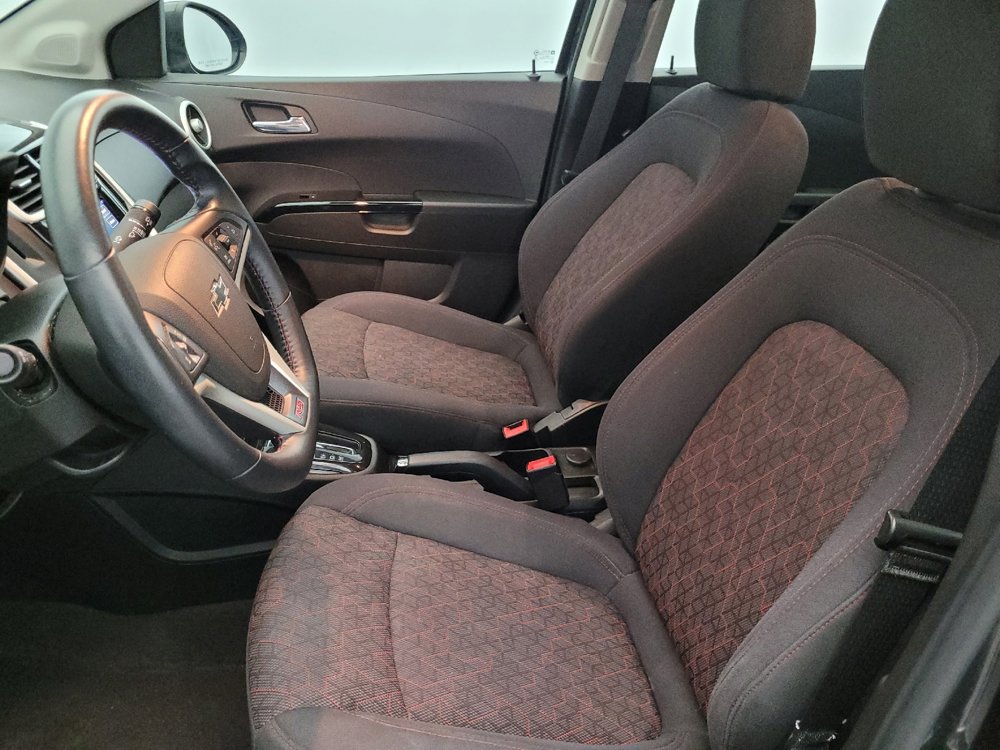 Used 2020 Chevrolet Sonic LT w/ Convenience Package image 17