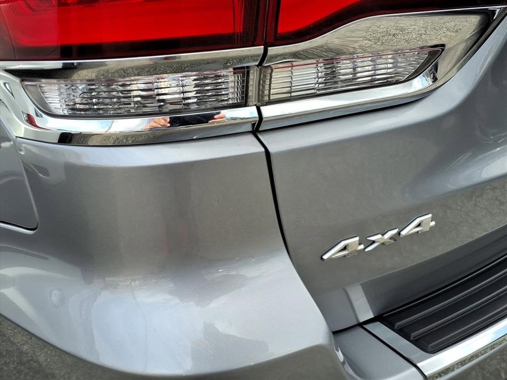 Used 2020 Jeep Grand Cherokee Limited image 8