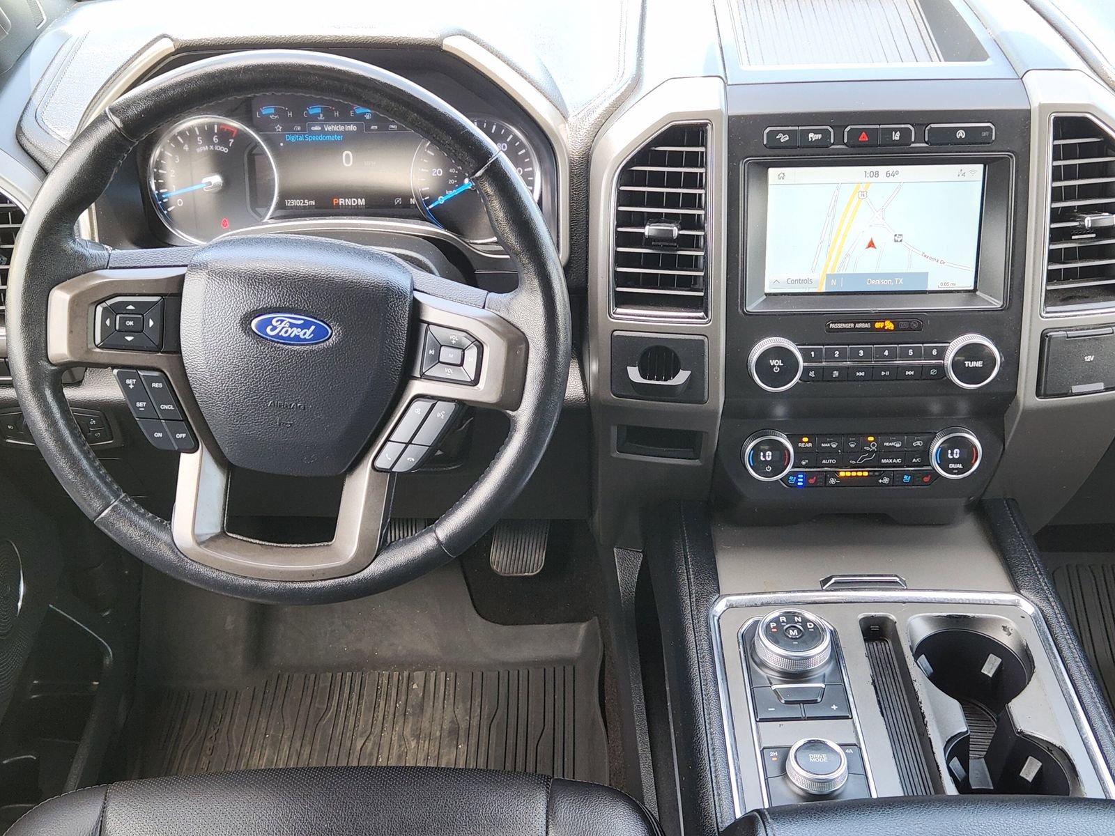 Used 2020 Ford Expedition Max XLT w/ Equipment Group 202A AWD/4WD image 30