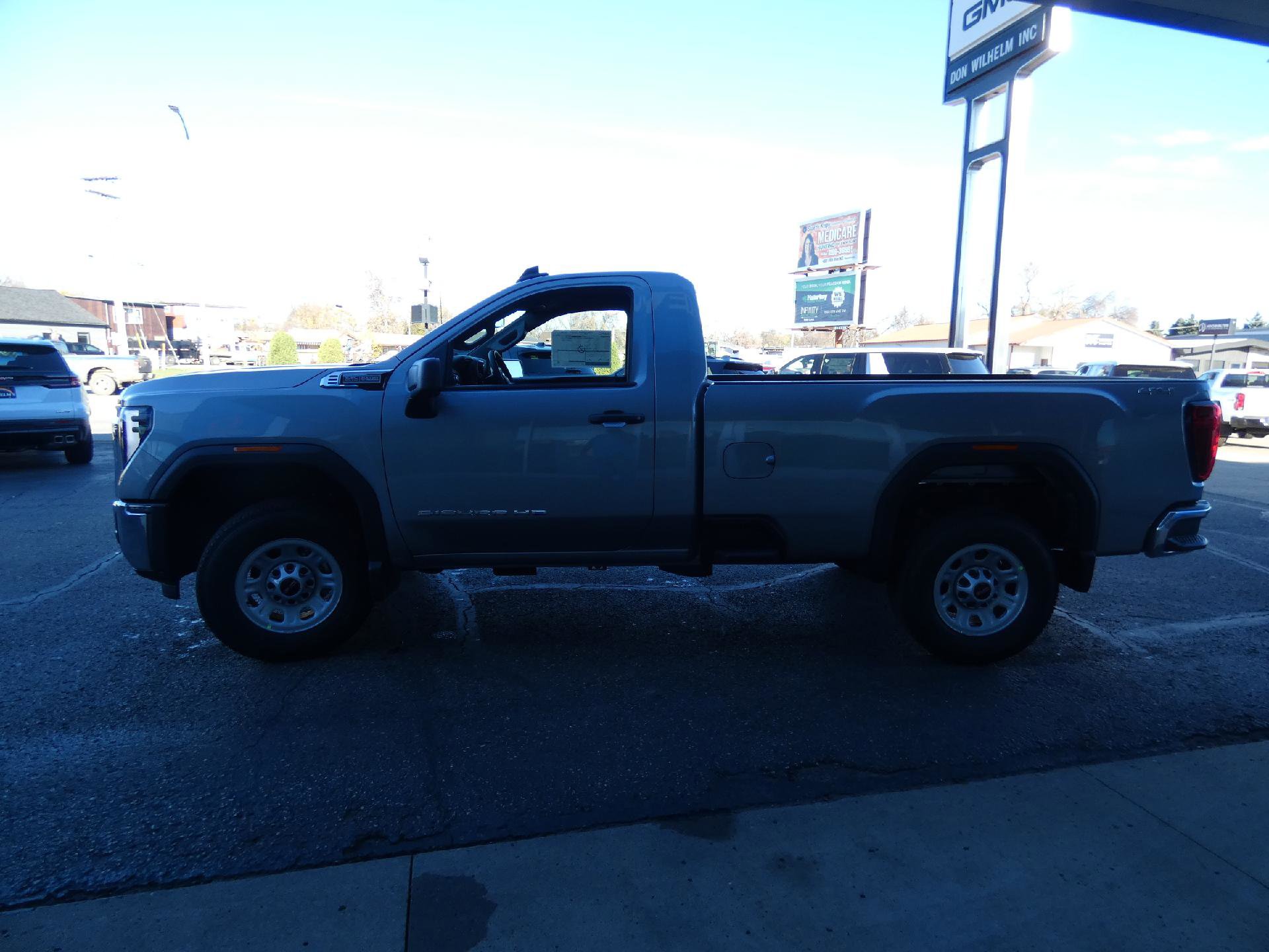 New 2026 GMC Sierra 2500 Pro w/ Convenience Package image 10