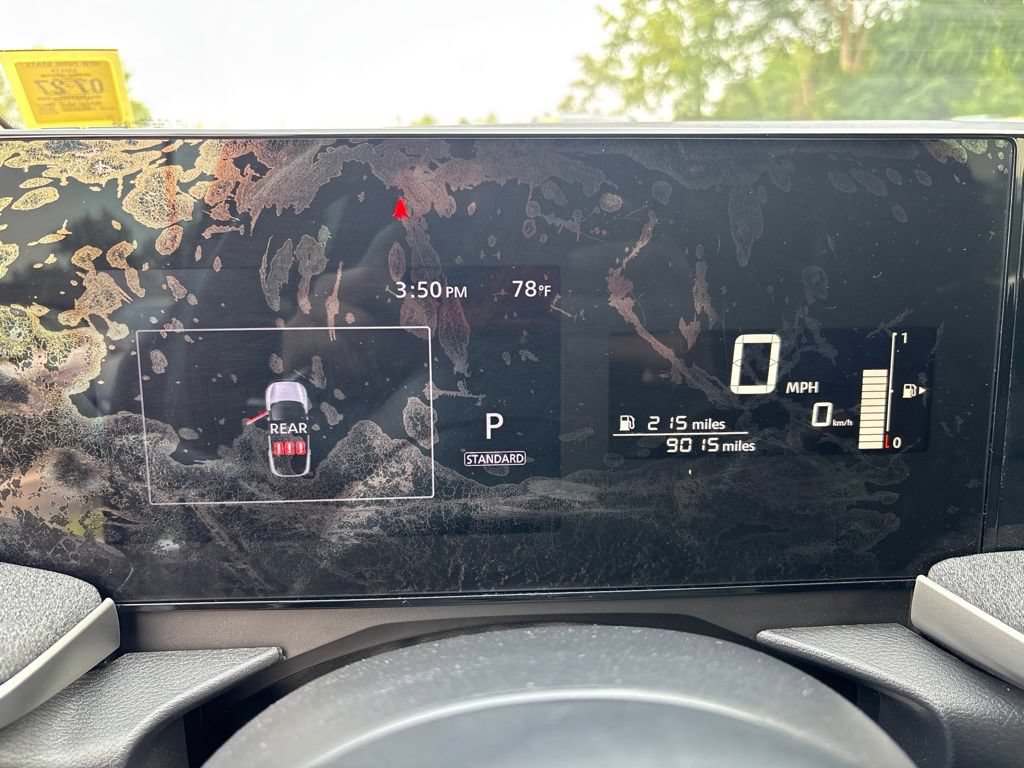 Used 2025 Nissan Kicks SV AWD/4WD image 25