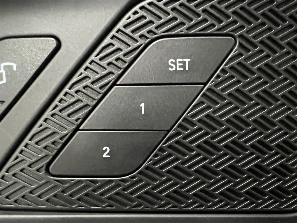 Used 2023 BMW X1 xDrive28i image 24