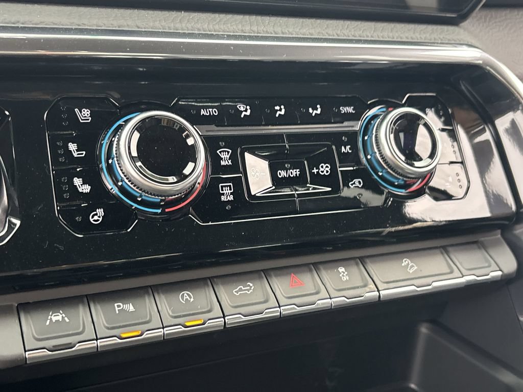 New 2026 GMC Sierra 1500 Denali AWD/4WD image 22