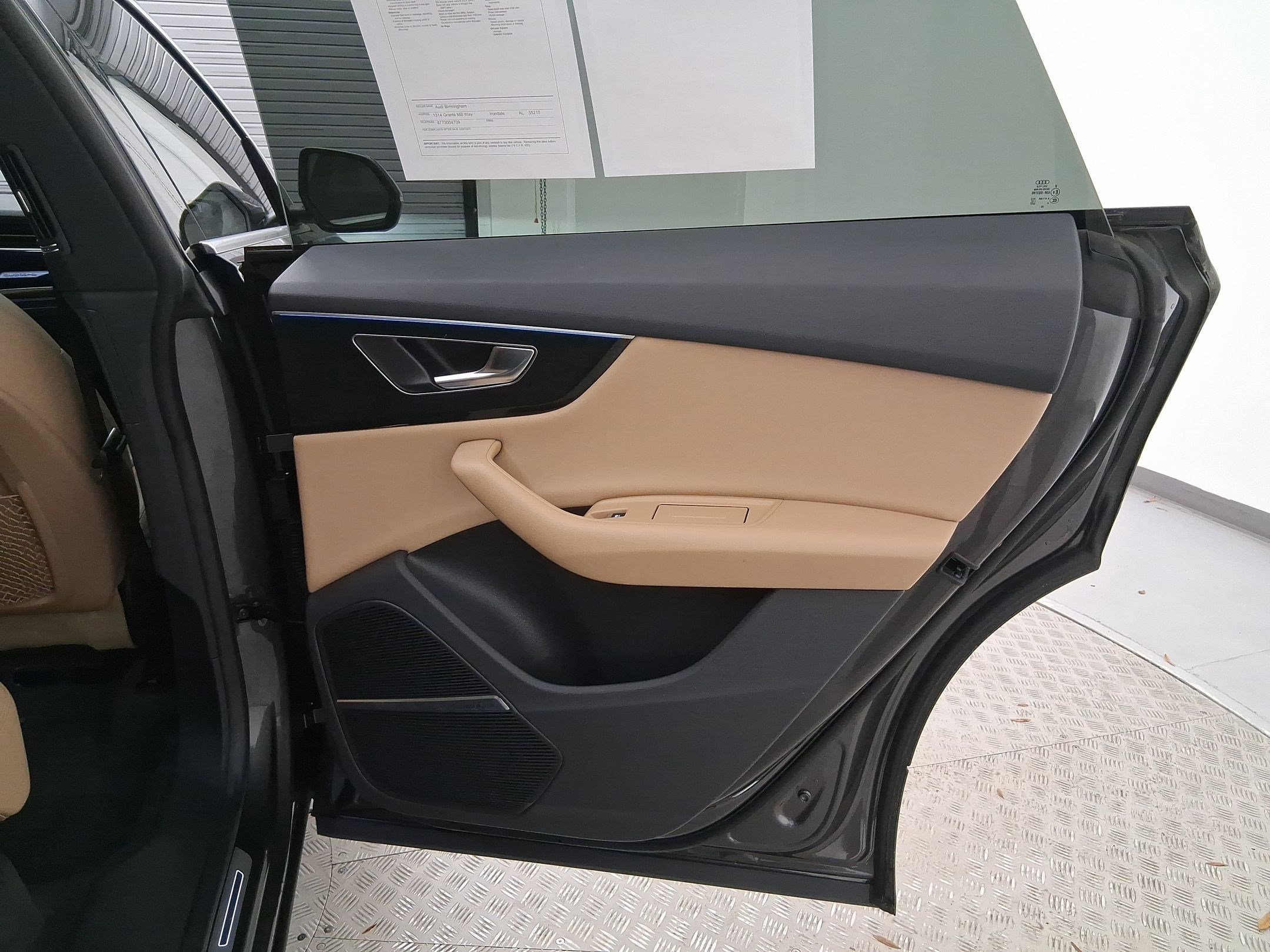 Used 2021 Audi Q8 Premium Plus w/ Premium Plus Package image 30