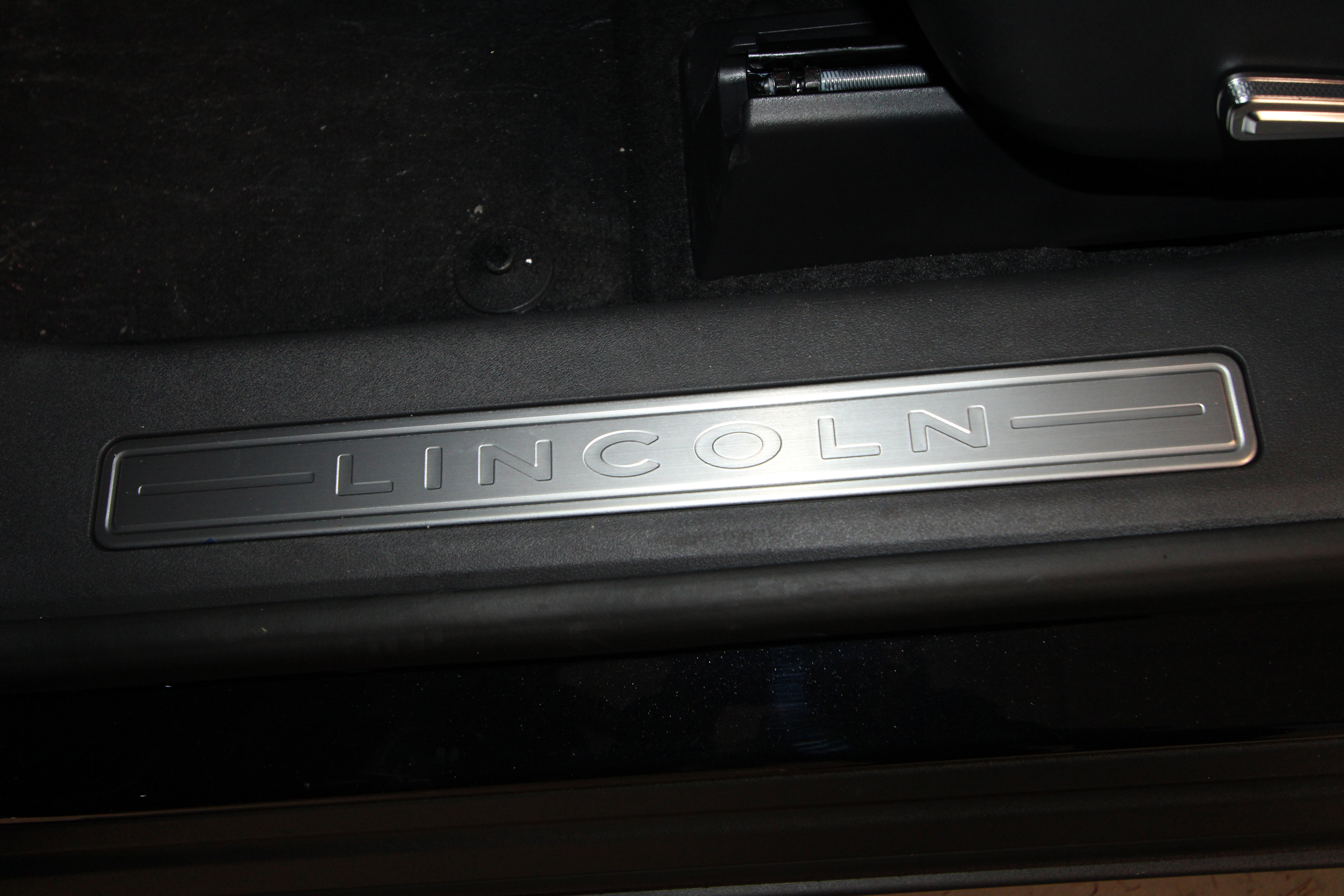 New 2026 Lincoln Nautilus Premier image 6