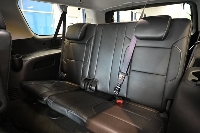 Used 2017 Chevrolet Suburban Premier AWD/4WD image 12