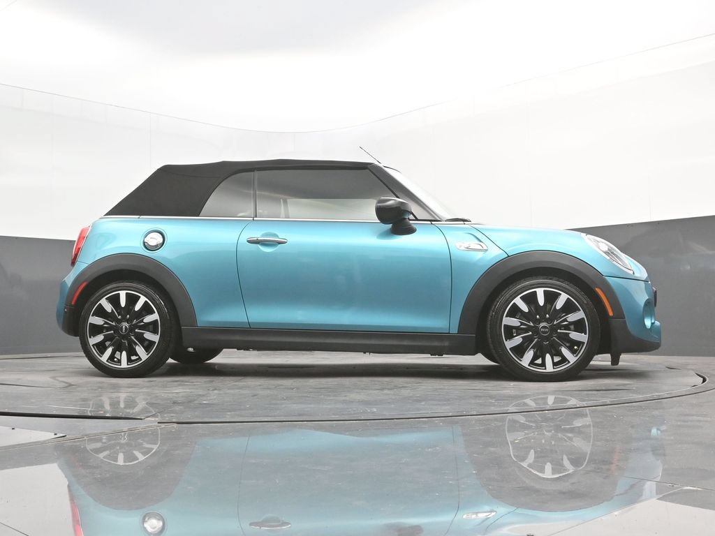 Used 2021 MINI Cooper S w/ 6.5" Touchscreen Package FWD image 40