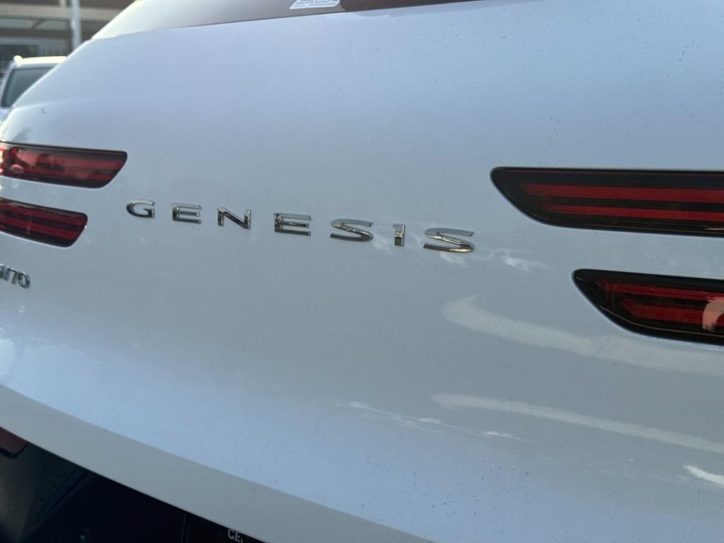 New 2026 Genesis GV70 3.5T Sport Advanced AWD/4WD image 15