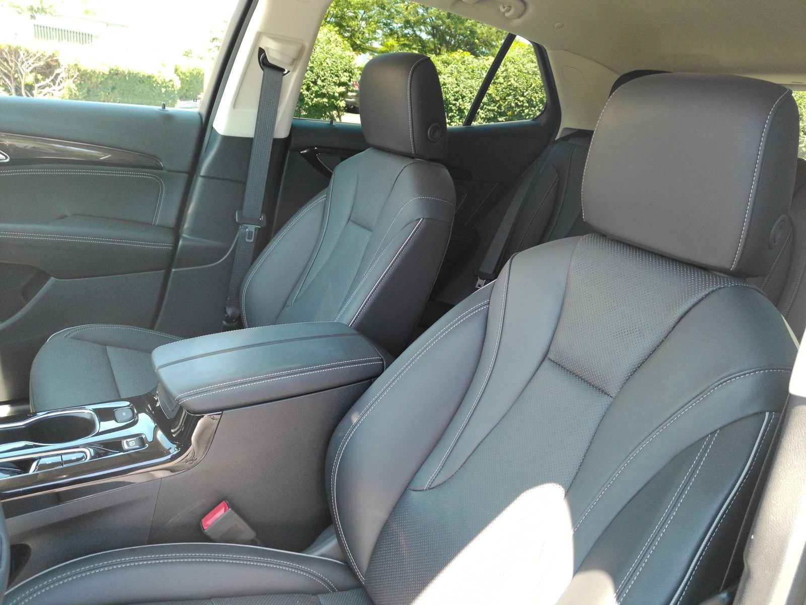 Certified 2023 Buick Envision Essence AWD/4WD image 14
