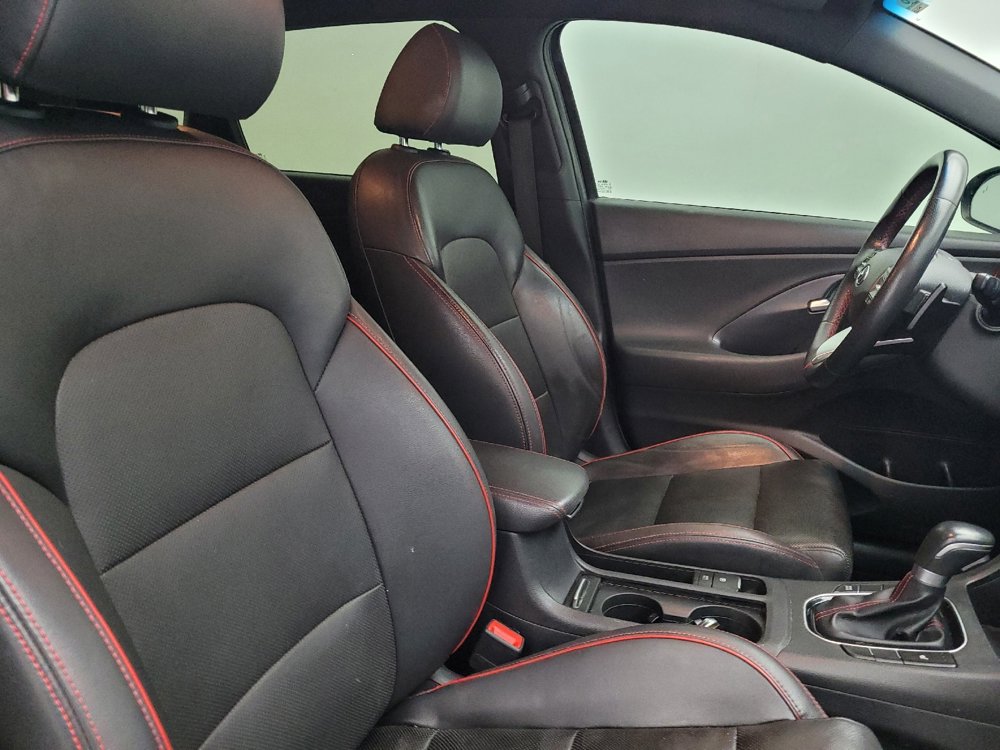 Used 2018 Hyundai Elantra GT Sport image 21