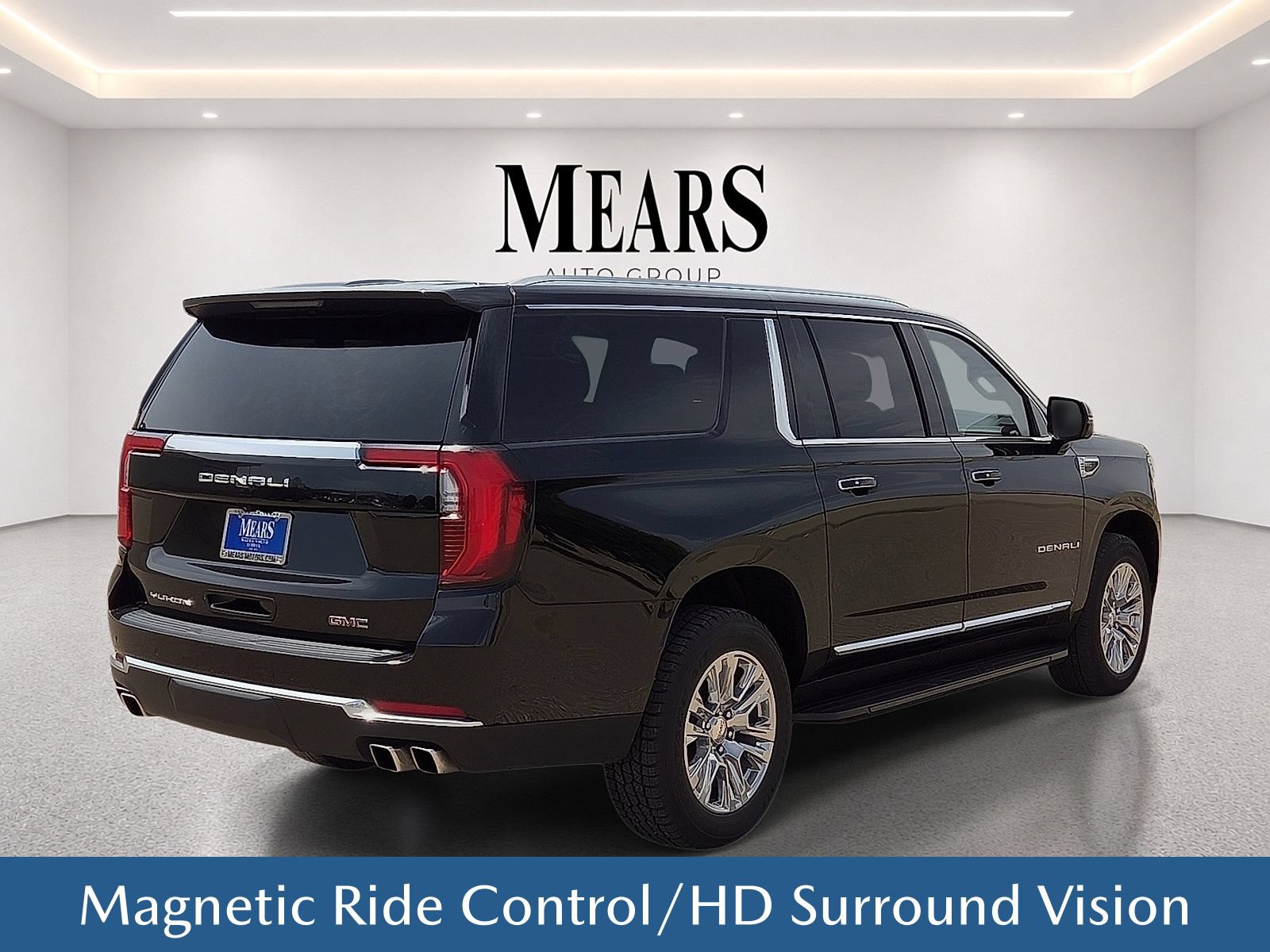 Used 2025 GMC Yukon XL Denali AWD/4WD image 6