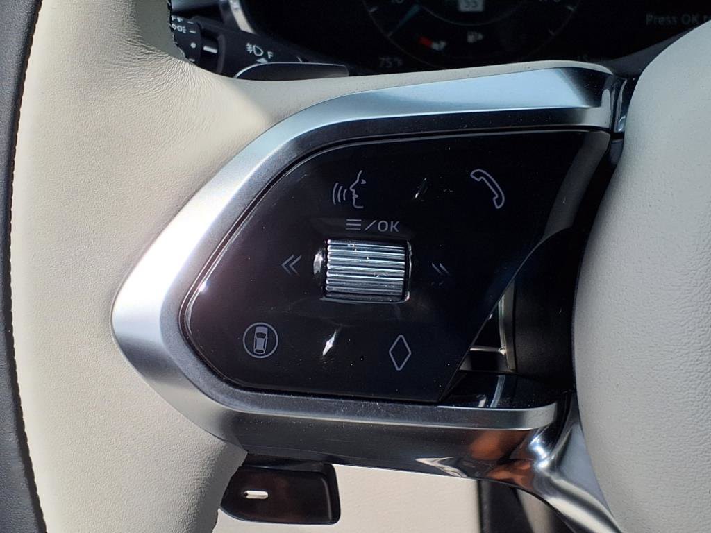 New 2026 Jaguar F-PACE R-Dynamic S image 16