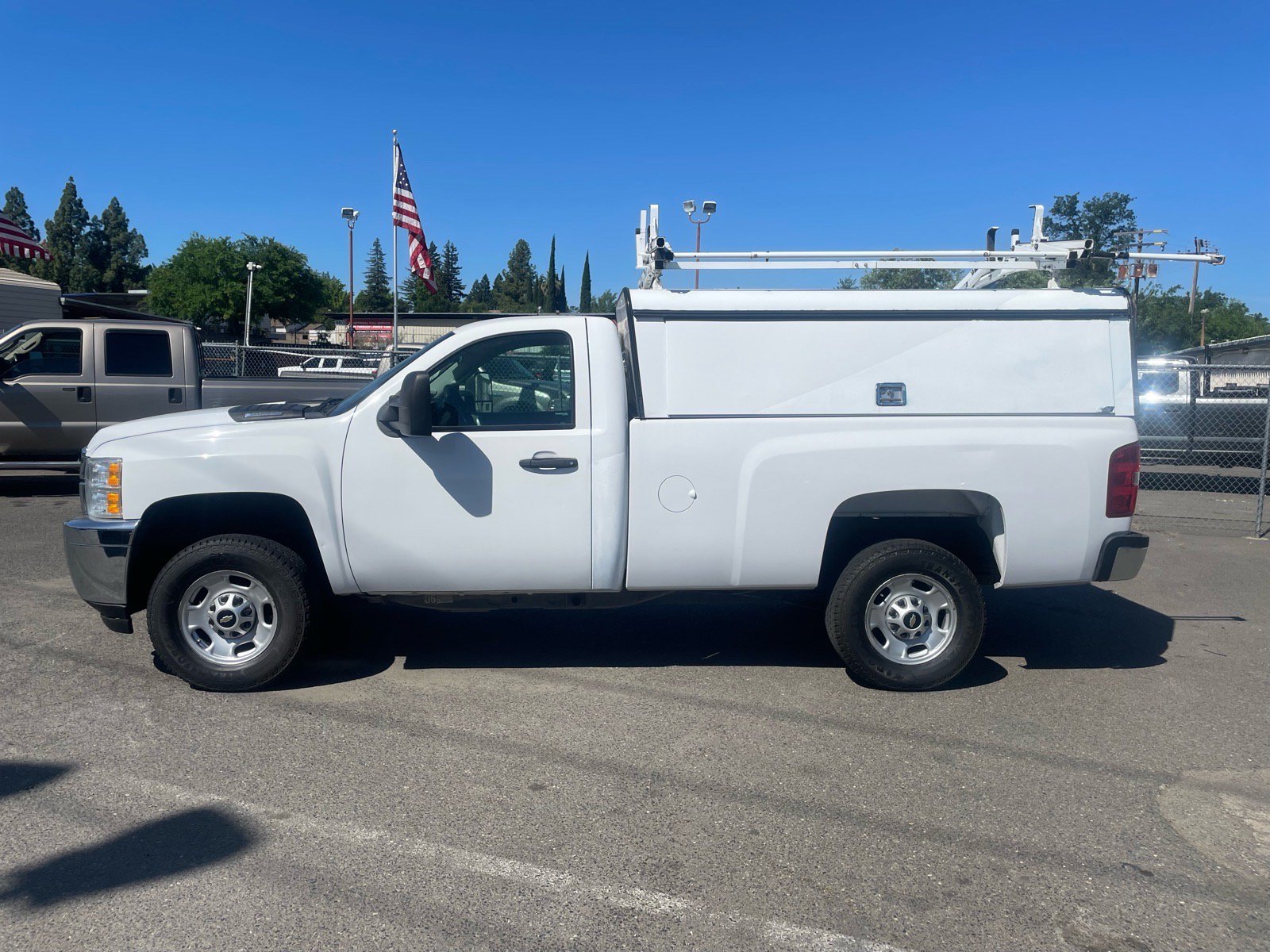 Used 2014 Chevrolet Silverado 2500 W/T AWD/4WD image 6