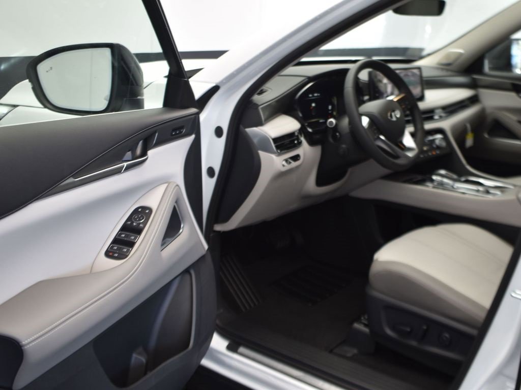 New 2026 INFINITI QX60 Luxe w/ Cargo Package image 11