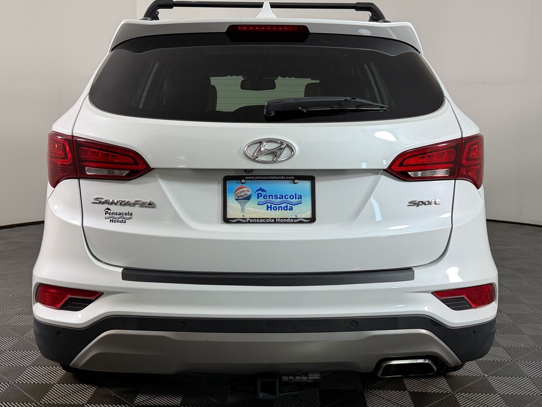 Used 2017 Hyundai Santa Fe Sport w/ 2.4L Tech Package 04 FWD image 8